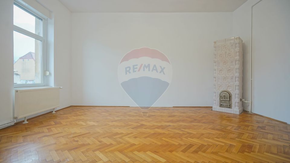 REZERVAT! Apartament cu arhitectură săsească