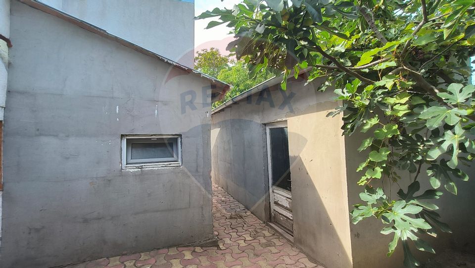 Casă cu teren de vânzare în zona Nord-Est Galați