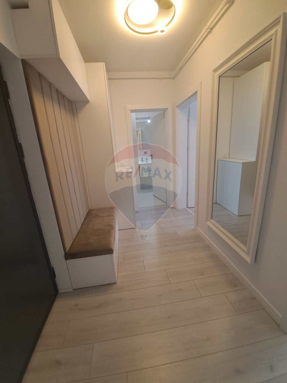 2 camere, bloc nou, loc de parcare subteran, Calea București