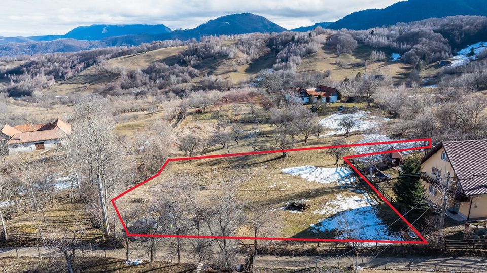 Comision 0%| Teren intravilan Sohodol 2495 mp| Apa si curent