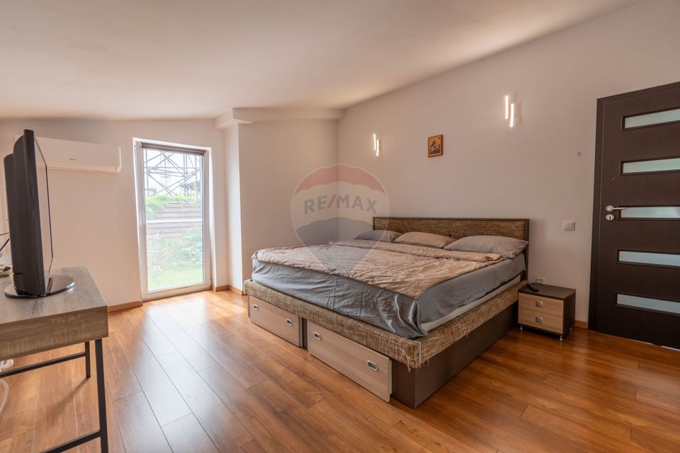 5 room House / Villa for sale, Europa area