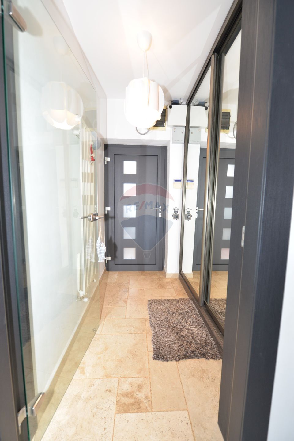 Casa Vila cu 4 camere de vanzare in  Cernica langa padure