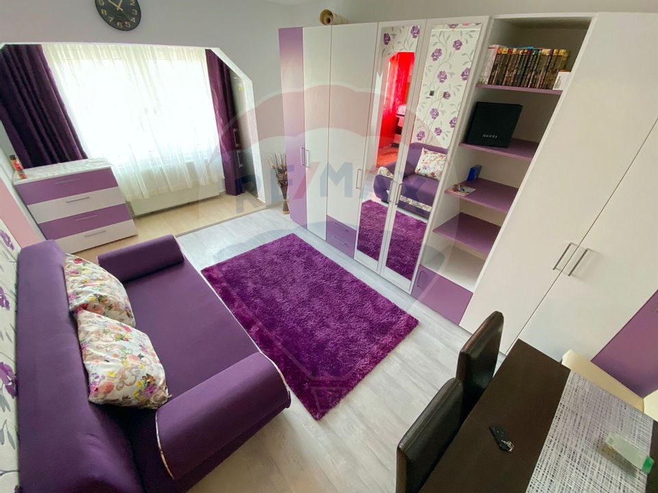 Garsonieră de vânzare