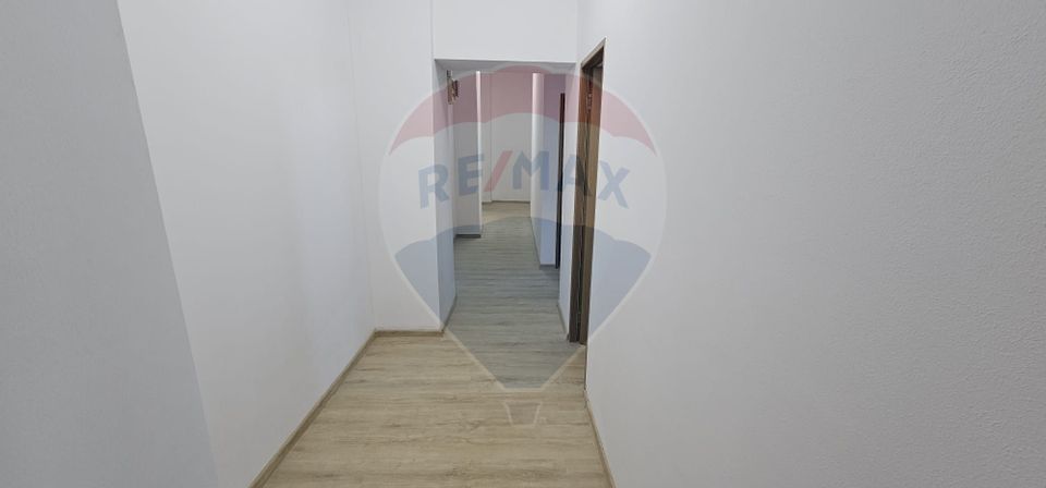 Spațiu de birouri, 21 mp,  UlTRACENTRAL, str. Mihai Viteazu nr. 1, etj