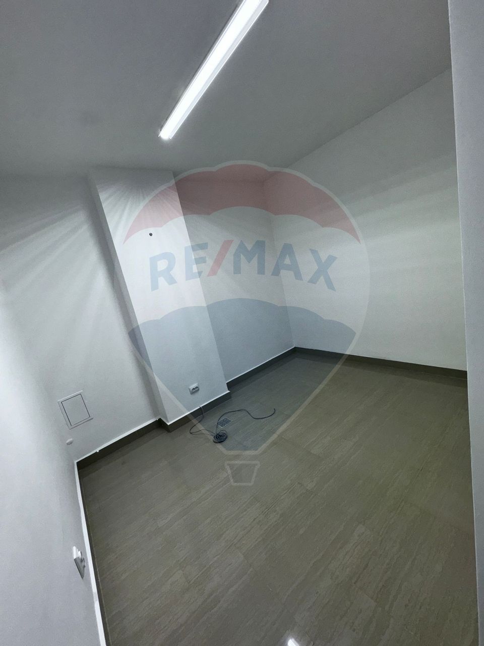 3 room Apartment for rent, Regina Elisabeta area