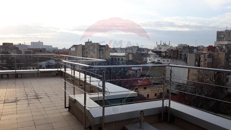 Office space of 166.5 sqm in pta rosetti area