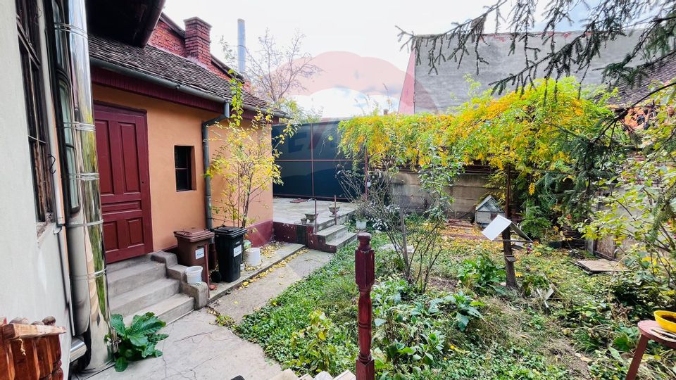 Casă / Vilă cu 3 camere de vânzare în zona Eminescu