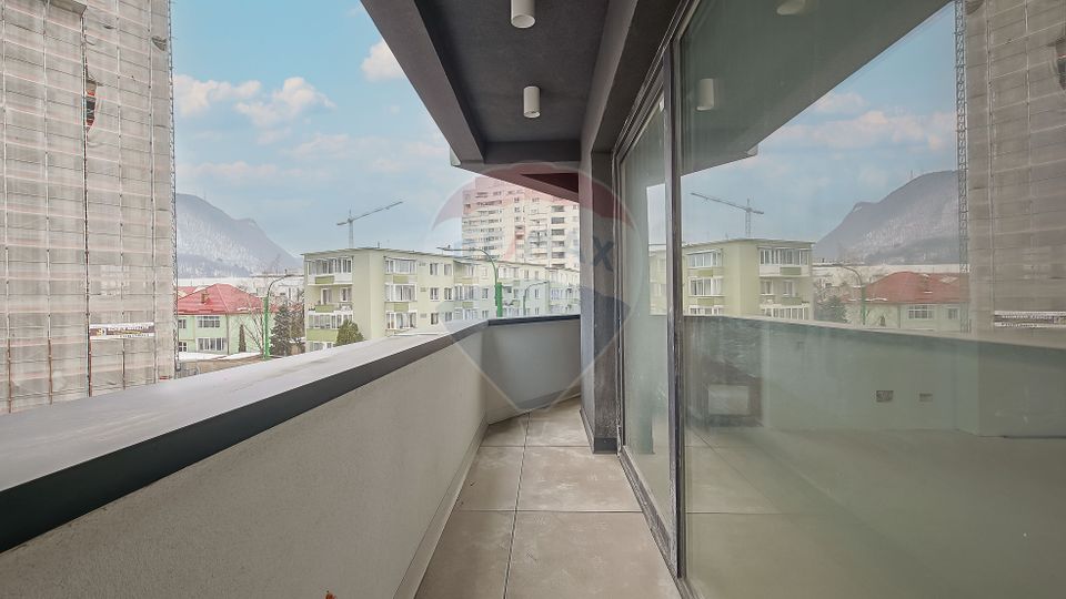 Apartament 2 camere ultracentral cu vedere spre Tâmpa I Elegant House