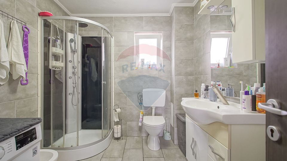 Comision zero, casa individuala + cabana A frame in Bod, la intrare