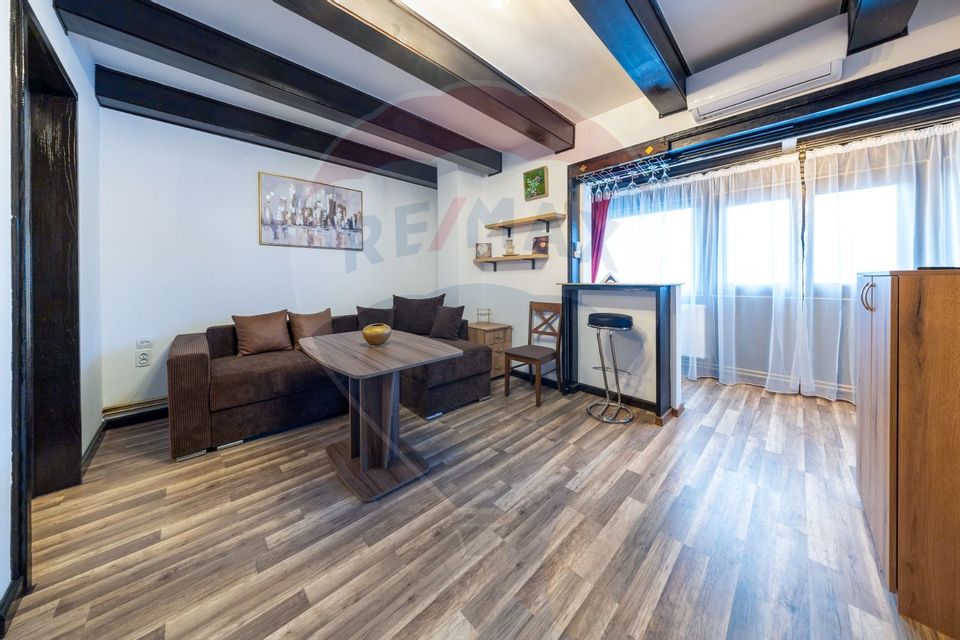 3 room Apartment for rent, Centrul Istoric area