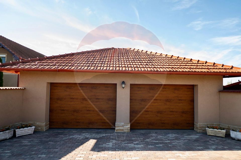 5 room House / Villa for sale