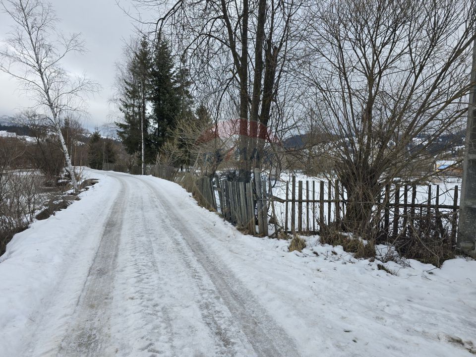 Teren 5,395mp Dorna Candrenilor / Strada Dorna