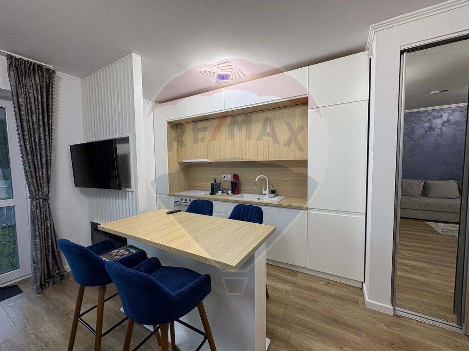 Studio luminos,55 mp, 2022 + parcare, Sinaia, introdus regim hotelier