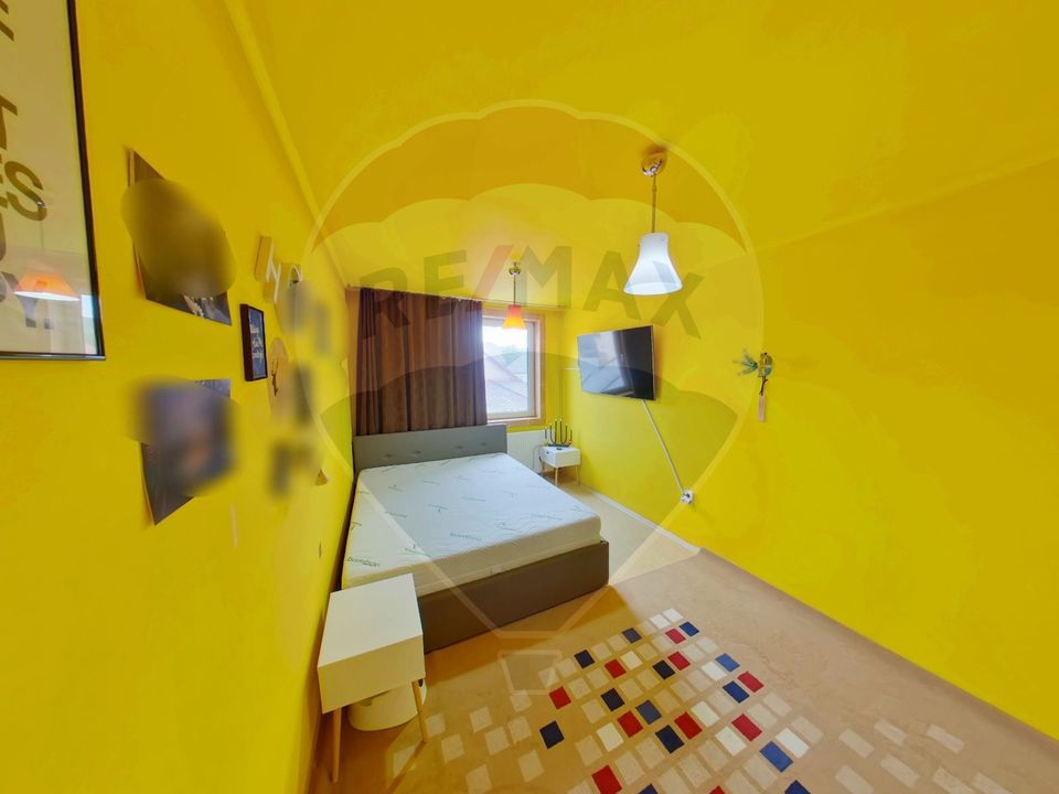 16 room House / Villa for sale, Est area