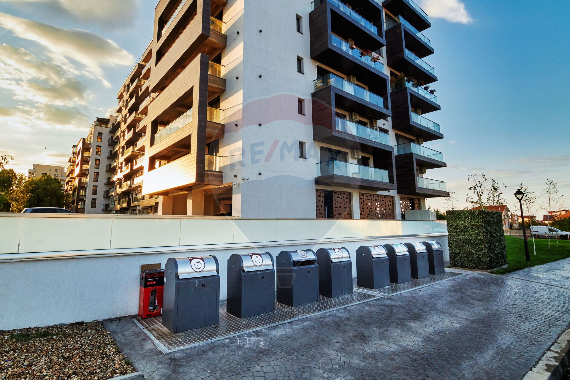 Apartment 2 rooms for sale Constanta, Tomis Plus RMX93213 RE/MAX Romania