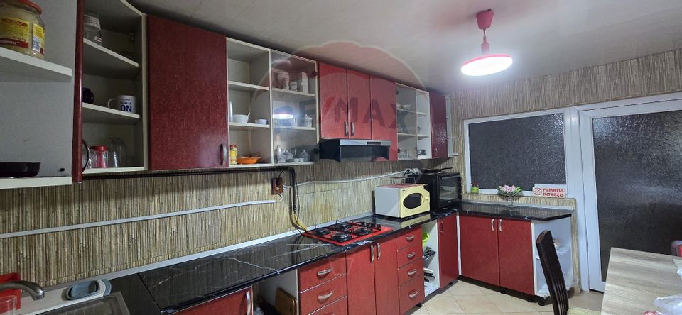 10 room Hotel / Pension for sale, Sud-Vest area