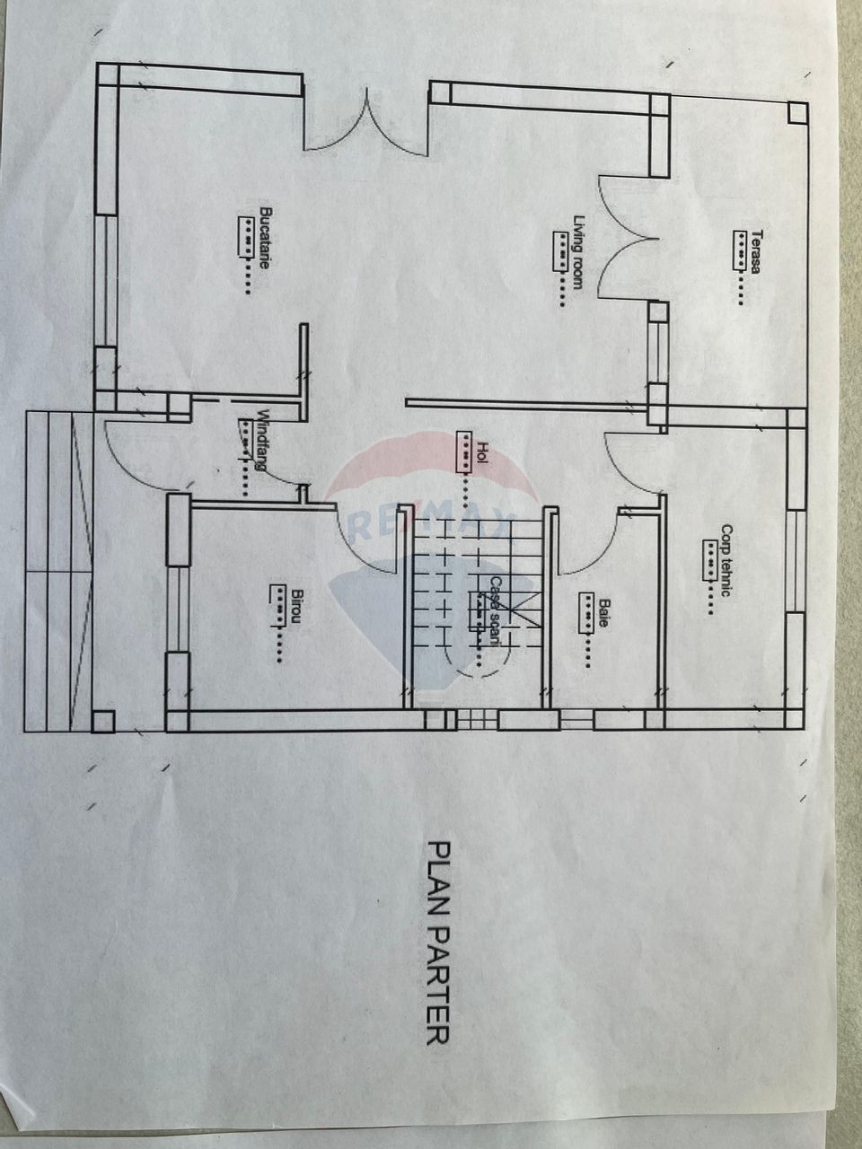 Casă cu vedere spre lac și pădure -deasupra  Barajului Ighis