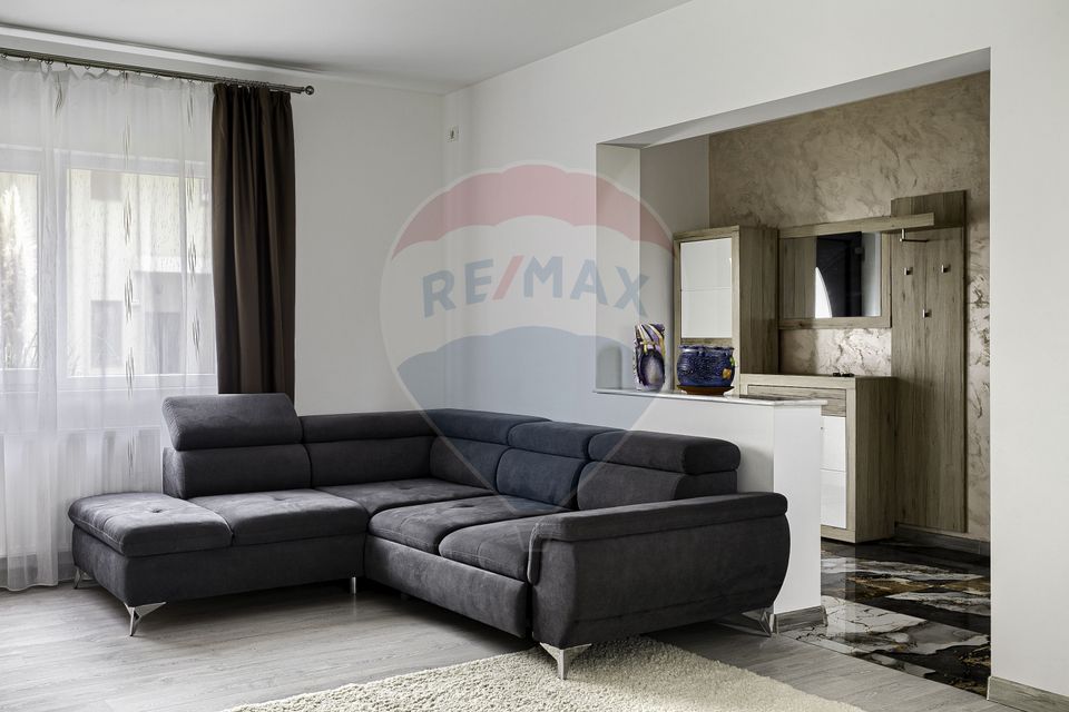 Casă de închiriat în cartierul Athena, zona 6 Vânători