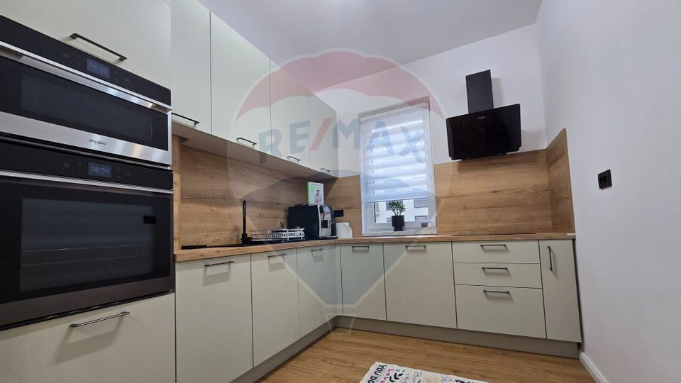 Vând apartament 2 camere, Zona Vivo Mall