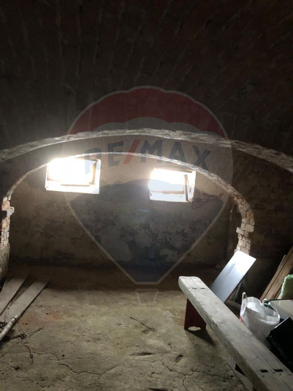 Casa cu 4 camere si gradina, Dacia 70 km de Brasov!