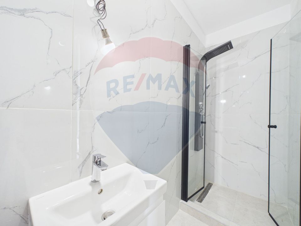 De vanzare| Apartament 3 camere nemobilat si 2 terase| Nobil Residence