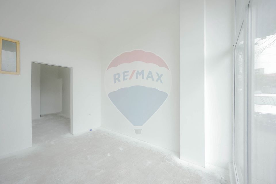 56sq.m Commercial Space for sale, Rogerius area