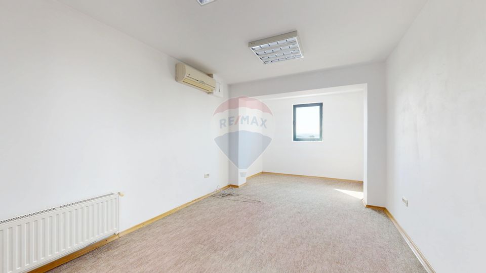 BIROU cu priveliște panoramică – Centru Civic