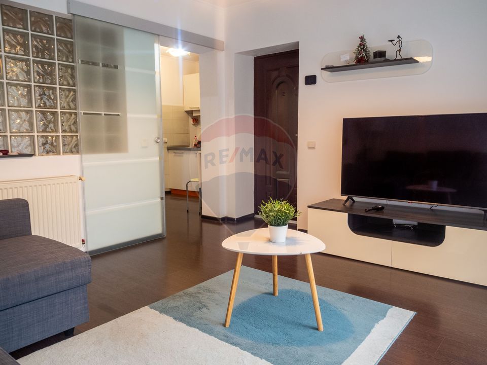Apartament cu 2 camere de vânzare în Sinaia
