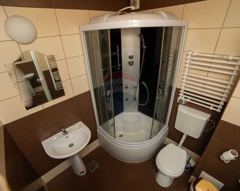 21 room Hotel / Pension for sale, Calea Romanului area