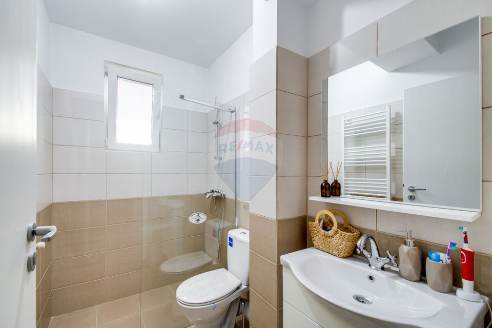 Apartament 3 camere Parc Sebastian Bloc Nou