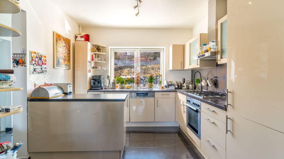 5 room House / Villa for sale, Borhanci area
