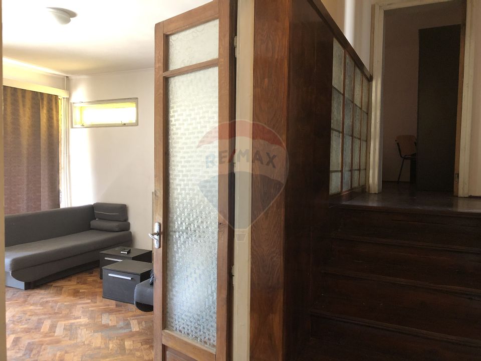 4 room Apartment for rent, Ultracentral area
