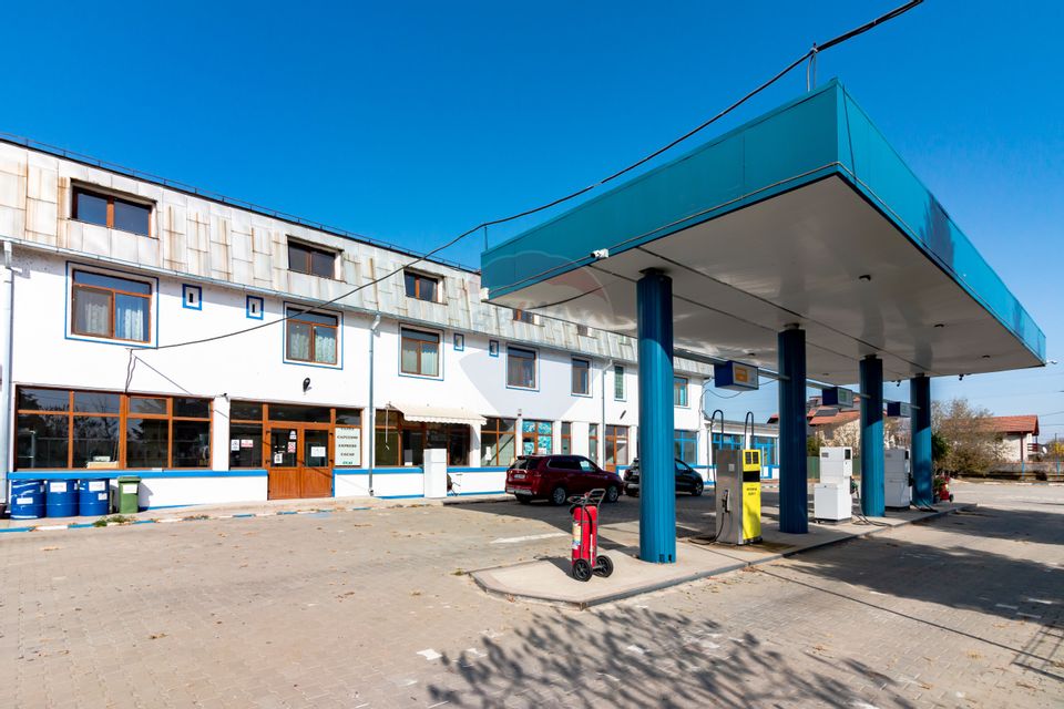Gas station - Motel - Commercial spaces in Bolintin Vale, Giurgiu