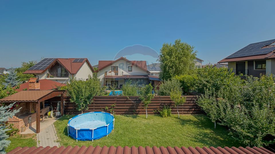 5 room House / Villa for sale