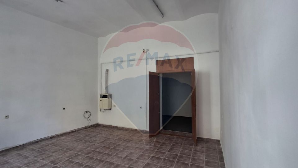 Spațiu comercial de închiriat central pentru afaceri mici, Mărășești 7