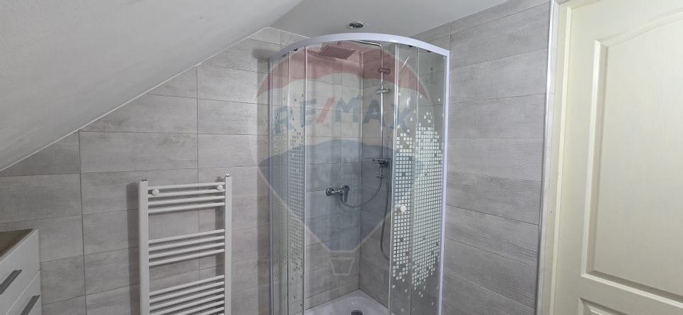 6 room House / Villa for sale