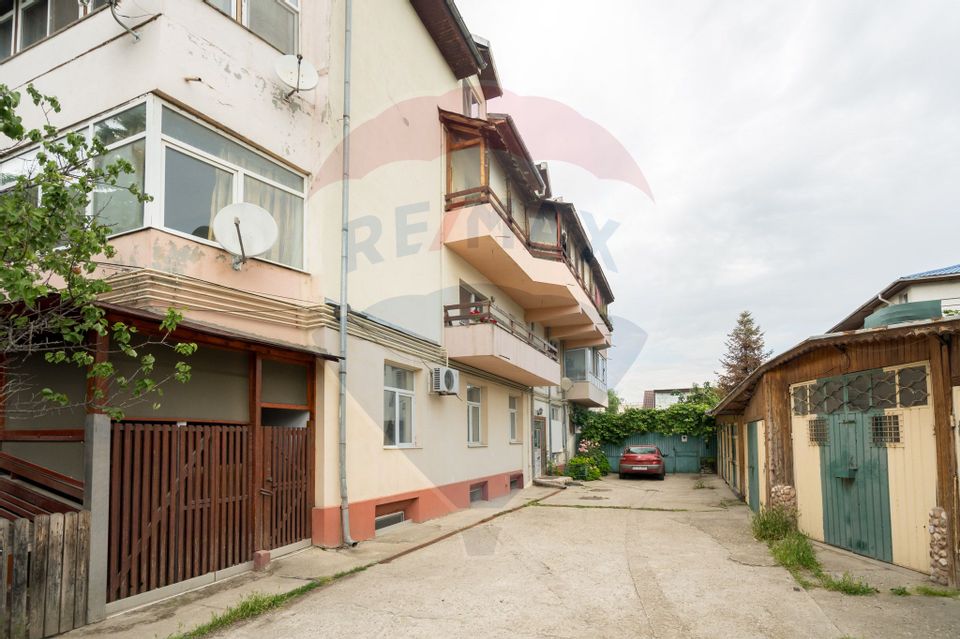 Apartament cu 3 camere de vânzare în zona Sud