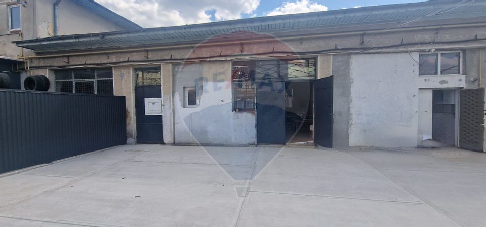 100sq.m Commercial Space for rent, Central area