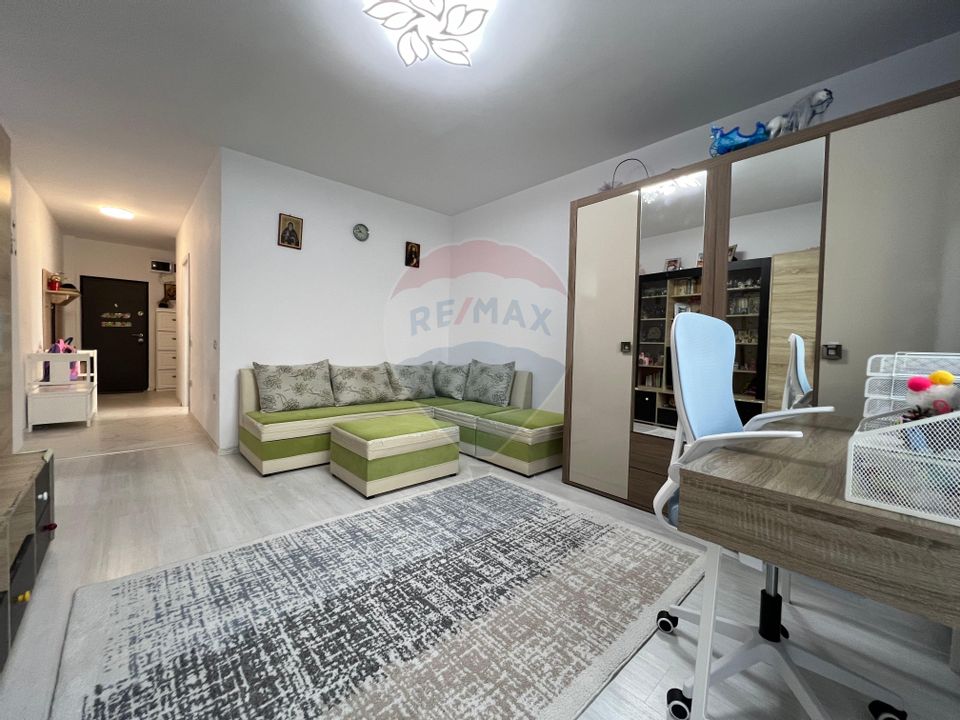 Apartament de vanzare cu 3 camere in Constanta Ovidiu