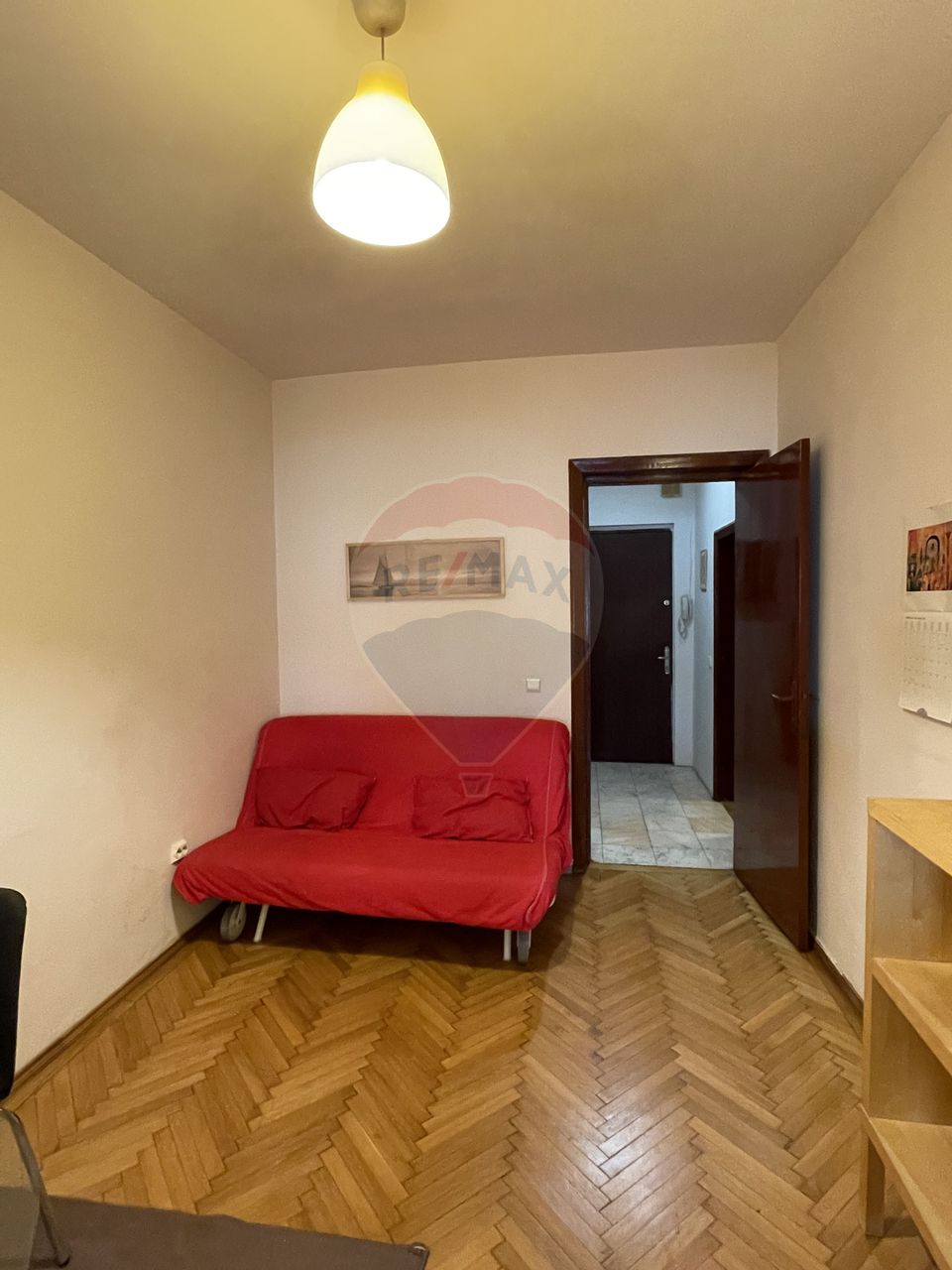 Apartament cu 2 camere de închiriat în zona P-ta Romana