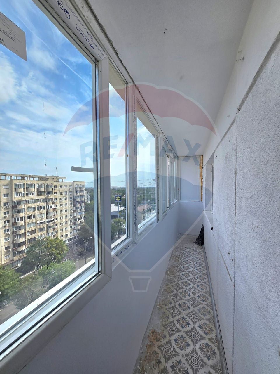 3 room Apartment for sale, Berceni area