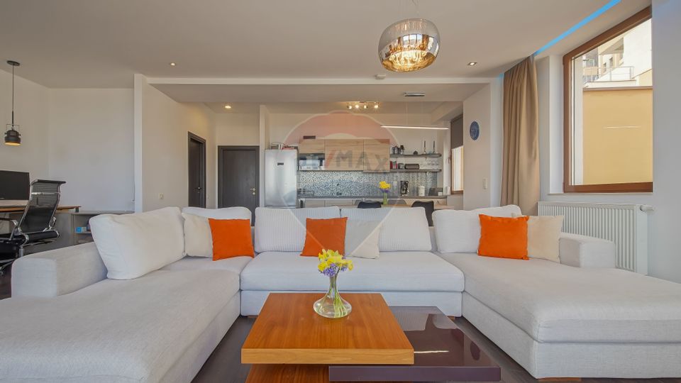 Apartament situat pe Drumul Poienii, panorama de vis