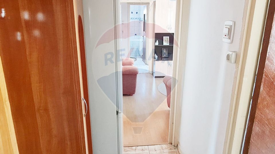 Apartament de vânzare, 2 camere, zona Narcisa