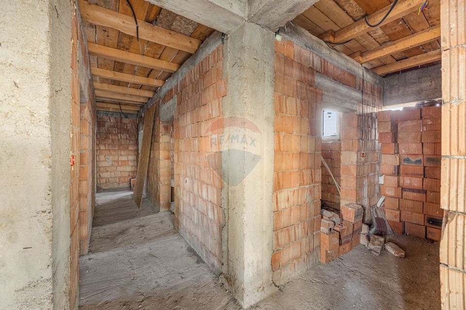 4 room House / Villa for sale