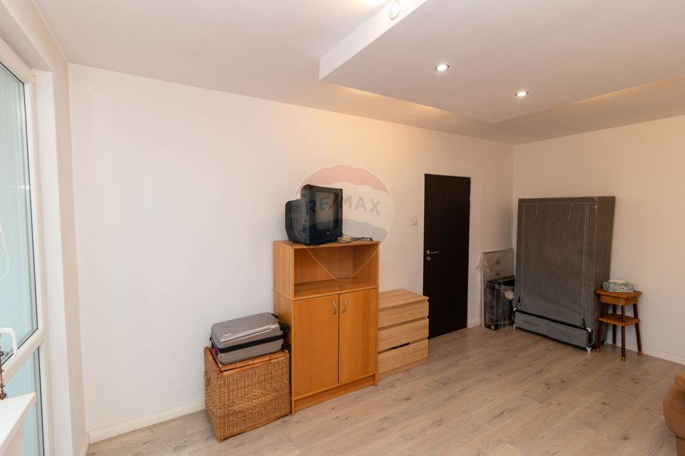 Apartament cu 2 camere decomandat de vanzare in zona Muncii Basarabia