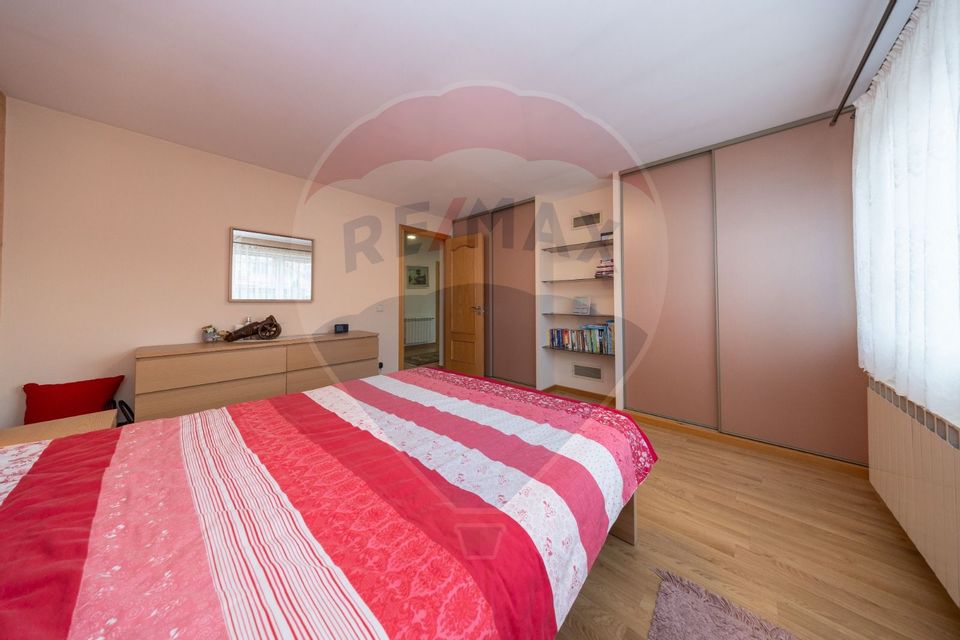 7 room House / Villa for sale, Central area