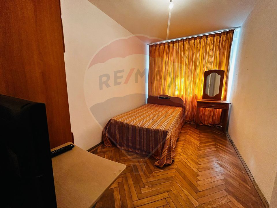 4 room Apartment for rent, Valea Rosie area