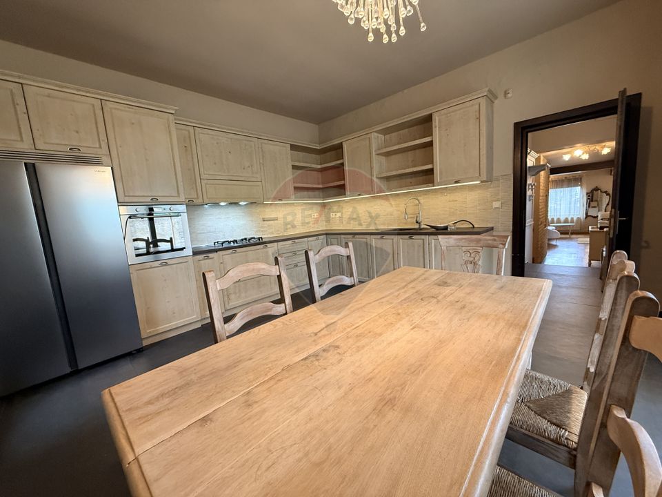 Casă / Vilă cu 4 camere de închiriat în zona Gruia