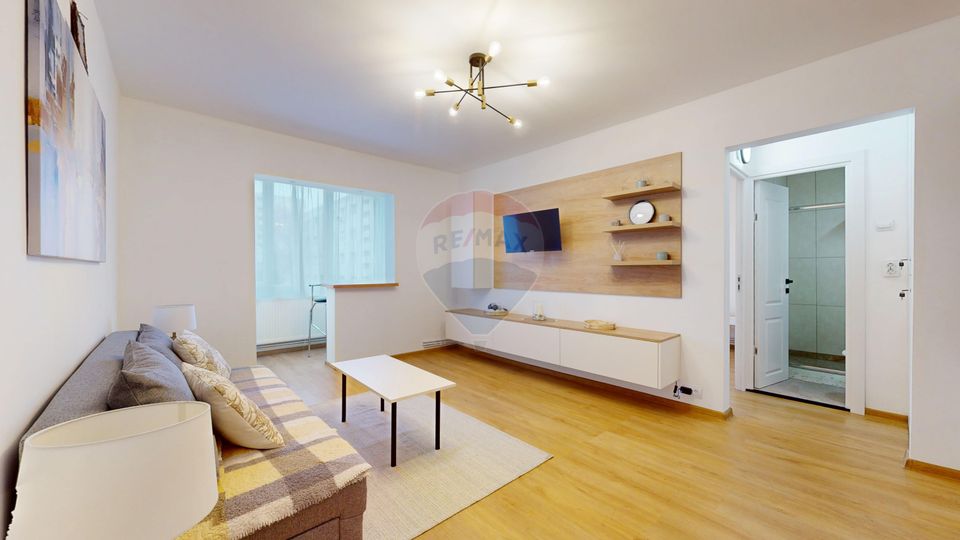 2 room Apartment for rent, Tractorul area