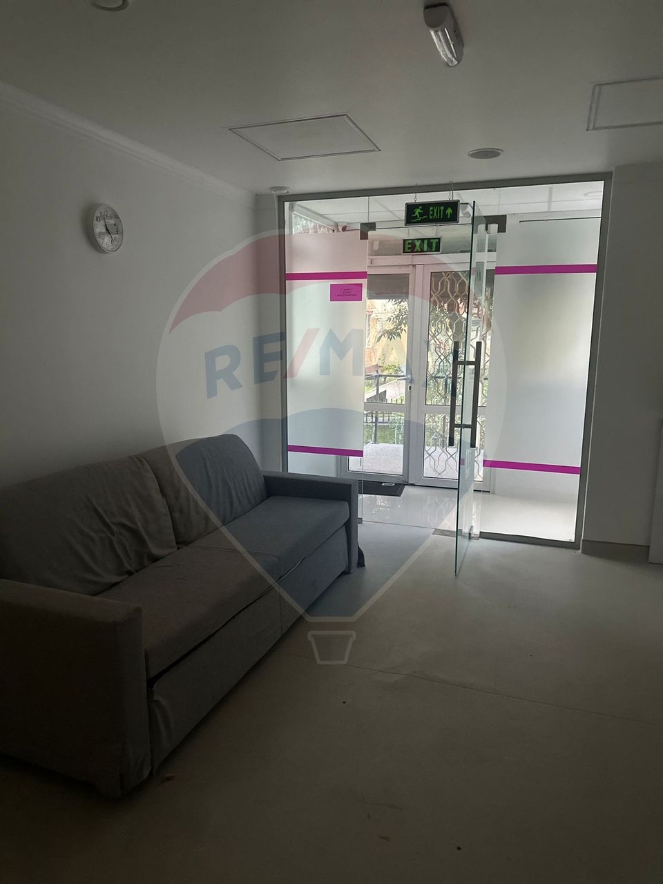 38sq.m Commercial Space for rent, Darmanesti area